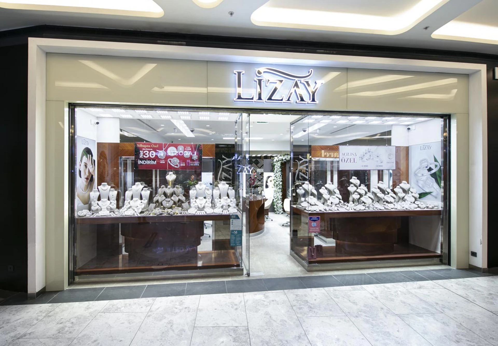  Lizay Pırlanta - Marmara Forum